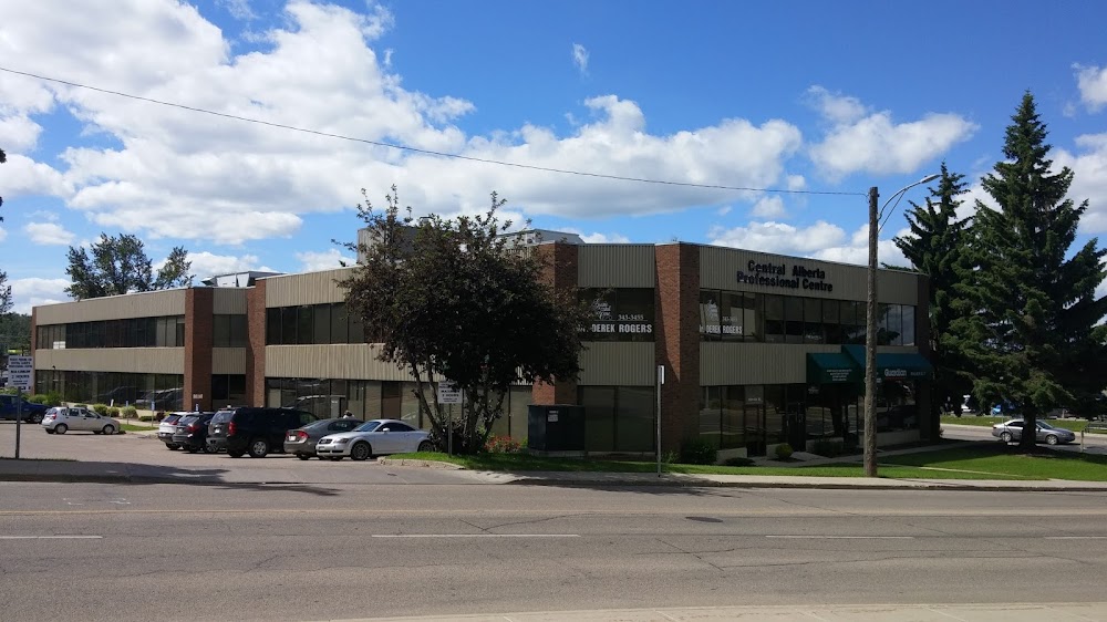 Dr. Christopher Cham